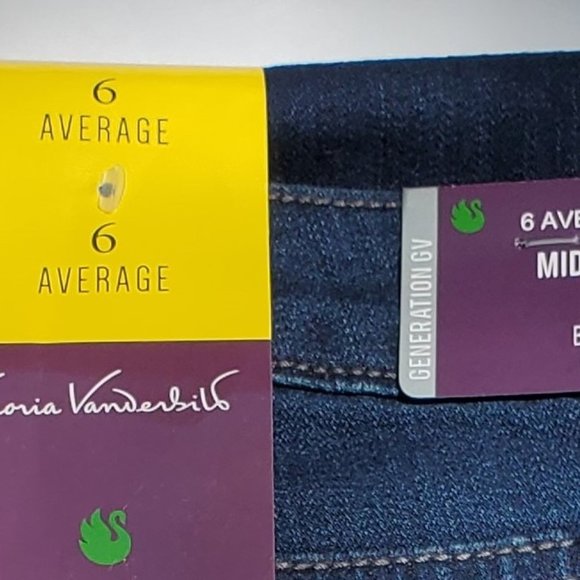 Gloria Vanderbilt Ladies' Mid-Rise Bootcut Jeans 8 - Picture 6 of 9